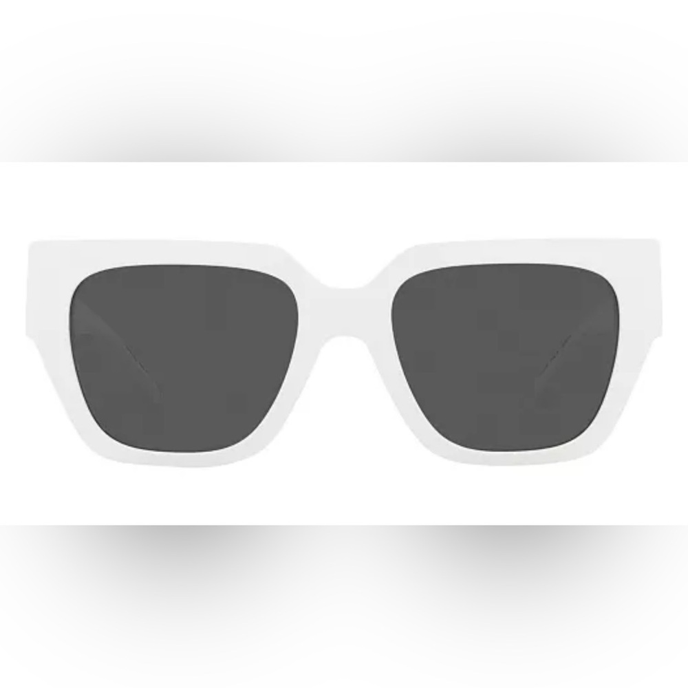Versace New Authentic White Sunglasses Cloth and Case - Picture 8 of 9